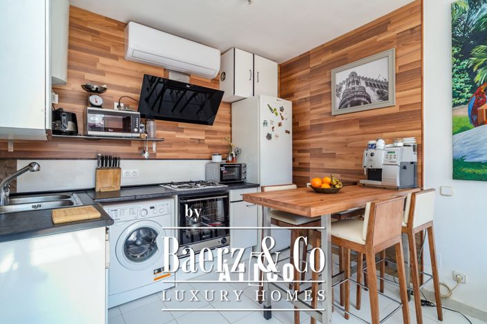 Image No.27-4 Bed Property for sale