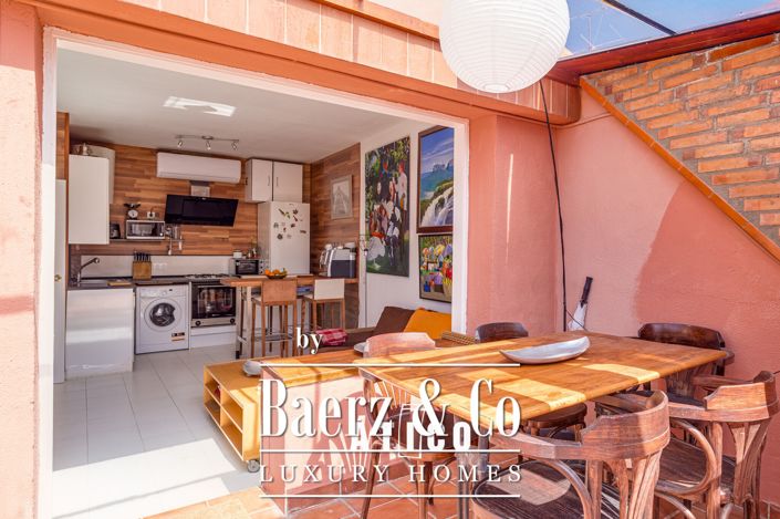 Image No.32-4 Bed Property for sale