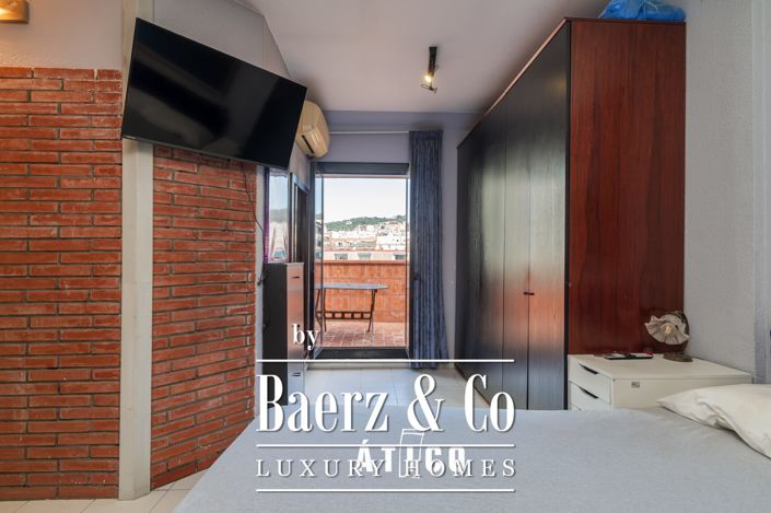 Image No.6-4 Bed Property for sale