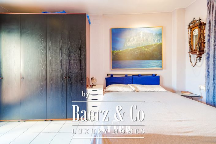 Image No.7-4 Bed Property for sale