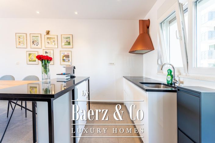 Image No.11-3 Bed Apartment for sale