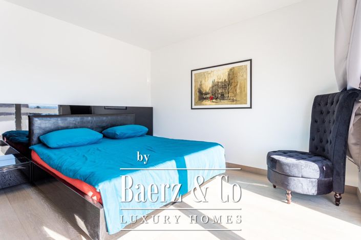 Image No.20-3 Bed Apartment for sale