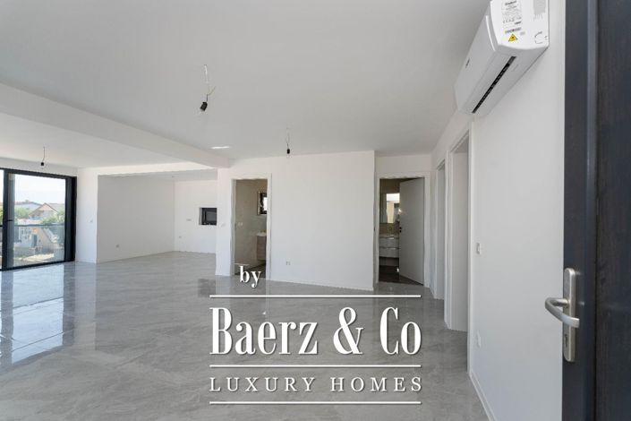 Image No.24-Villa de 10 chambres à vendre à Vir