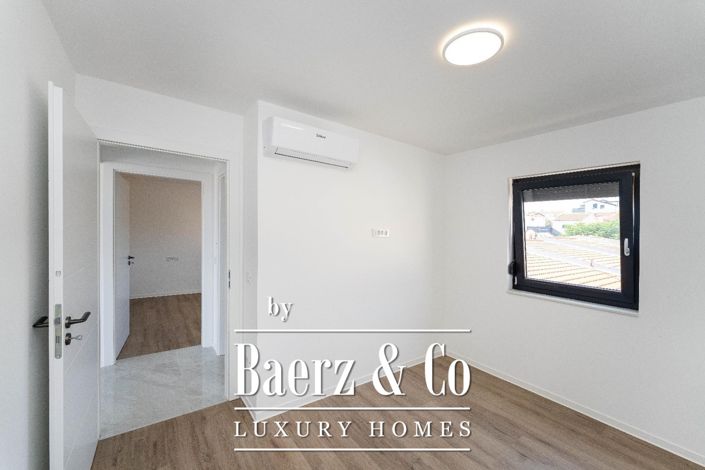 Image No.28-Villa de 10 chambres à vendre à Vir