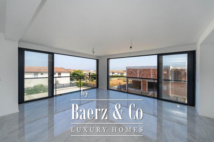 Image No.29-Villa de 10 chambres à vendre à Vir