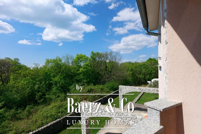 Image No.26-4 Bed Townhouse for sale