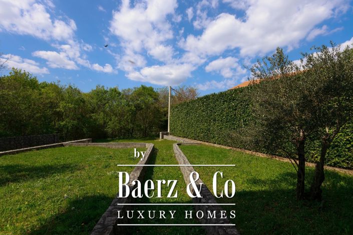 Image No.3-4 Bed Townhouse for sale