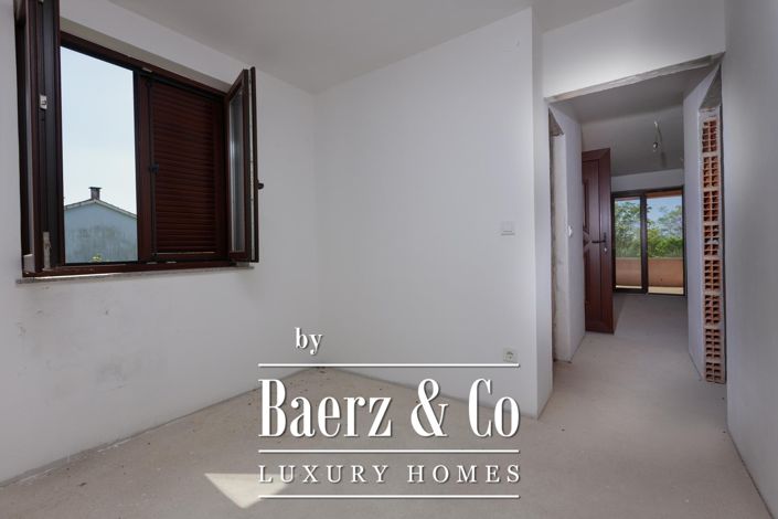 Image No.6-4 Bed Townhouse for sale