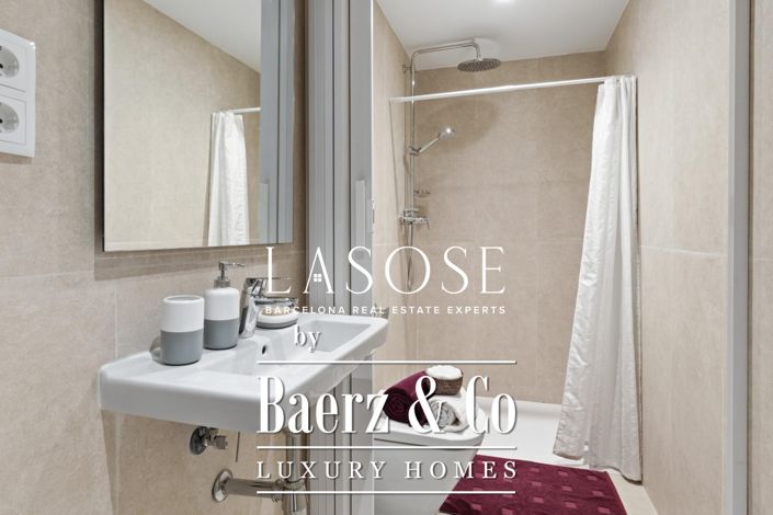 Image No.29-2 Bed Property for sale