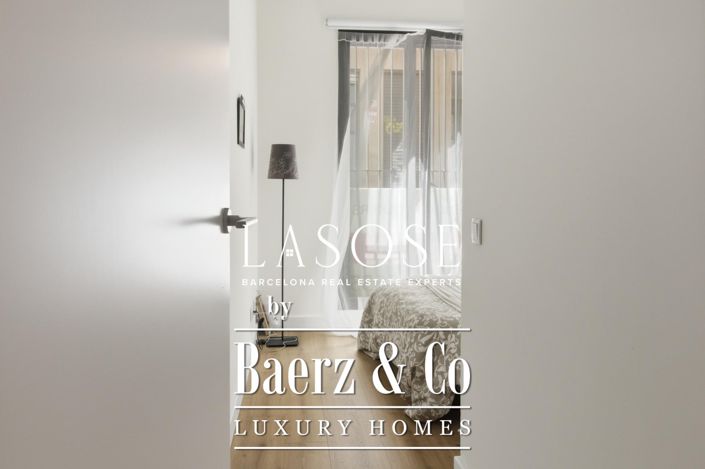 Image No.30-2 Bed Property for sale