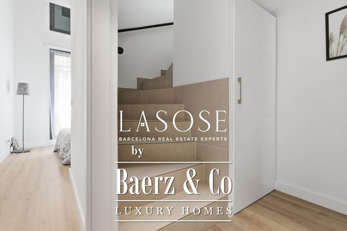 Image No.35-2 Bed Property for sale