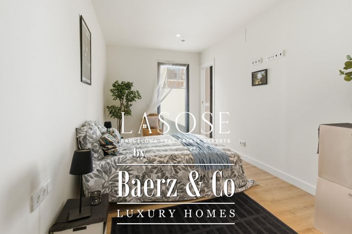 Image No.39-2 Bed Property for sale