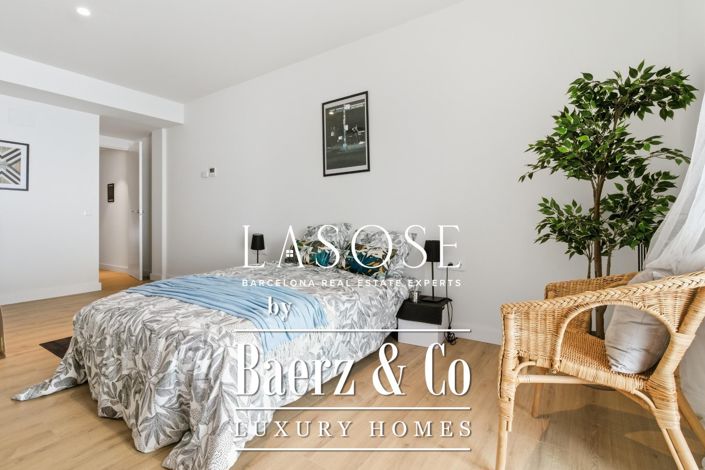 Image No.40-2 Bed Property for sale