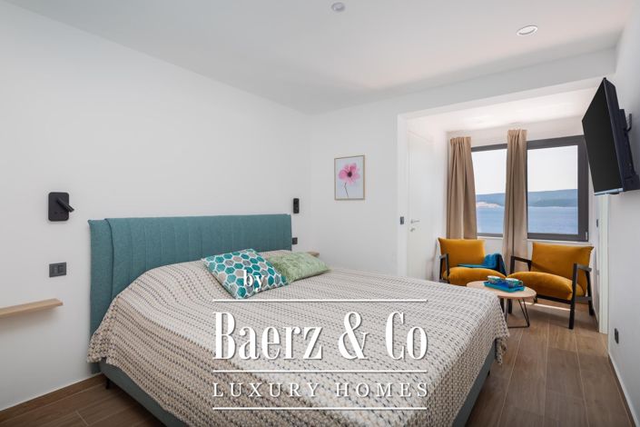 Image No.11-5 Bed Villa for sale