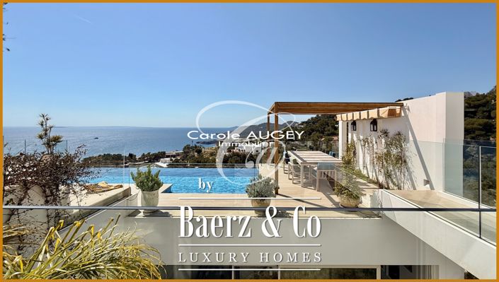 Image No.5-5 Bed Property for sale