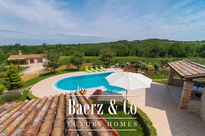 Image No.12-Villa de 5 chambres à vendre à Višnjan