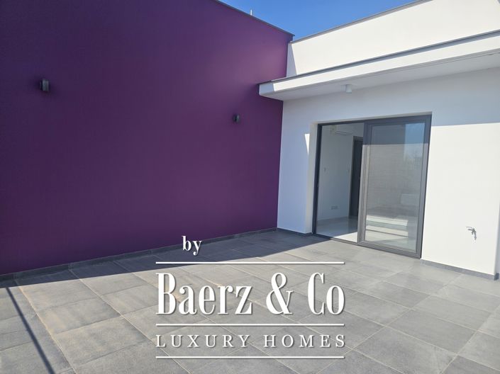 Image No.35-4 Bed Villa for sale