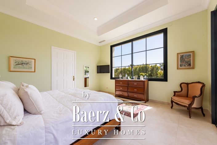 Image No.28-4 Bed Bungalow for sale