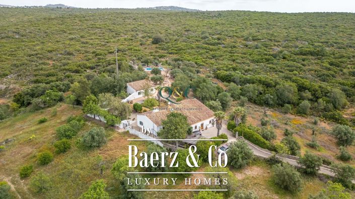 Image No.25-4 Bed Farmhouse for sale