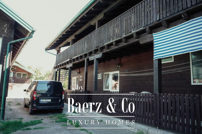 Image No.28-8 Bed House for sale
