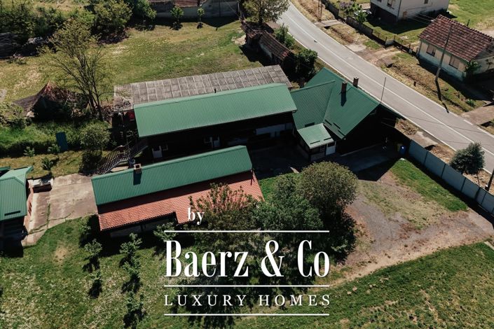 Image No.3-8 Bed House for sale