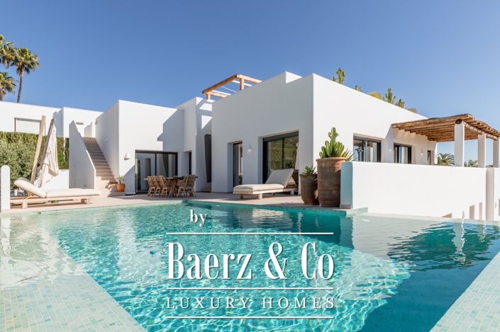 Image No.2-4 Bed Property for sale