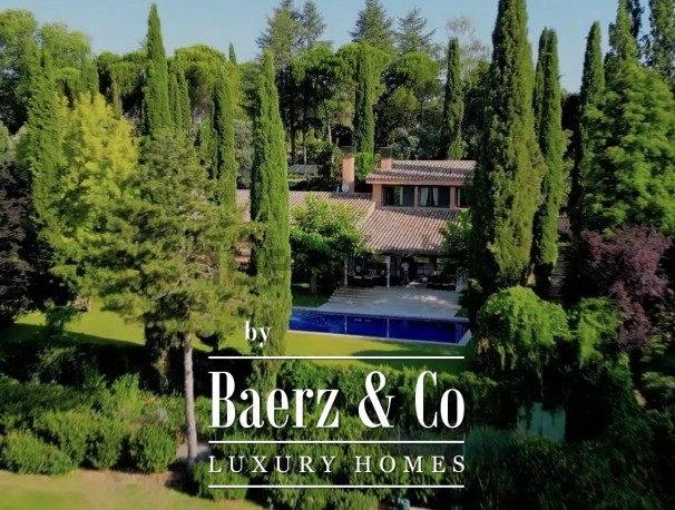 Image No.2-6 Bed Property for sale