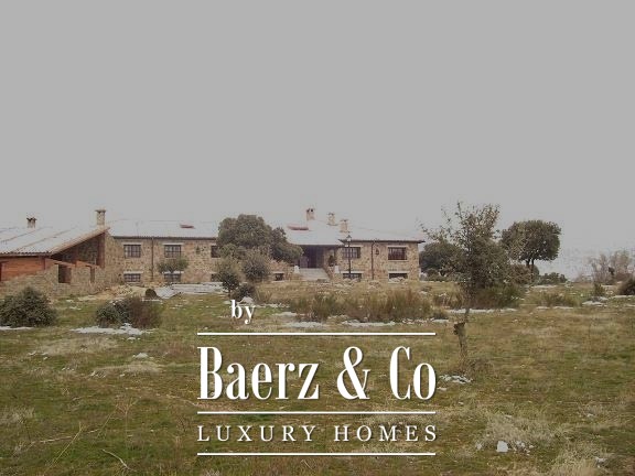 Image No.2-8 Bed Property for sale