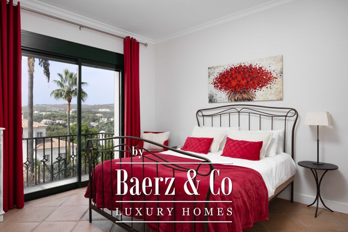 Image No.9-4 Bed Villa for sale