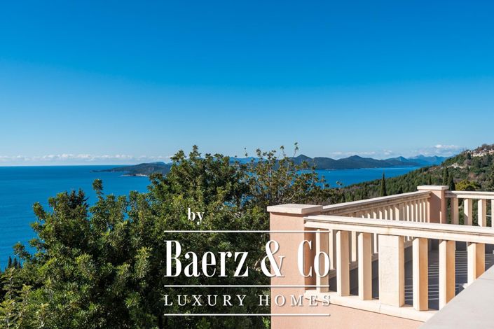 Image No.31-6 Bed Townhouse for sale