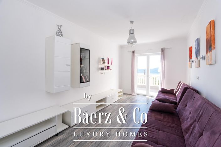Image No.4-6 Bed Townhouse for sale