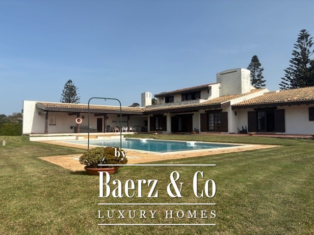 Image No.2-5 Bed Villa for sale