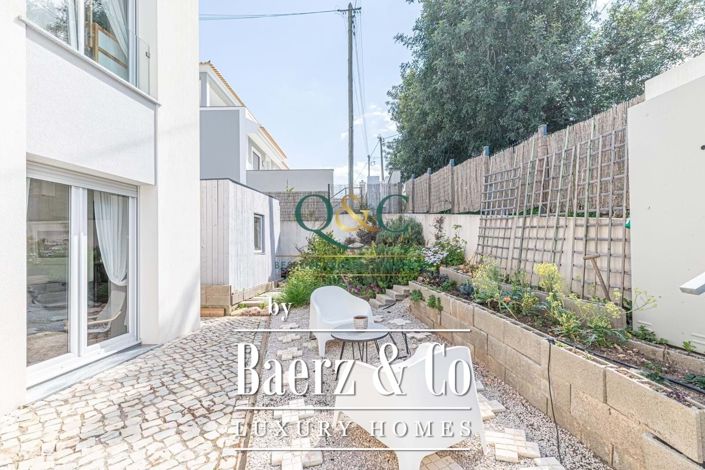 Image No.24-3 Bed Semi-Detached for sale