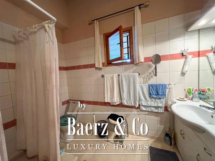 Image No.13-6 Bed Villa for sale