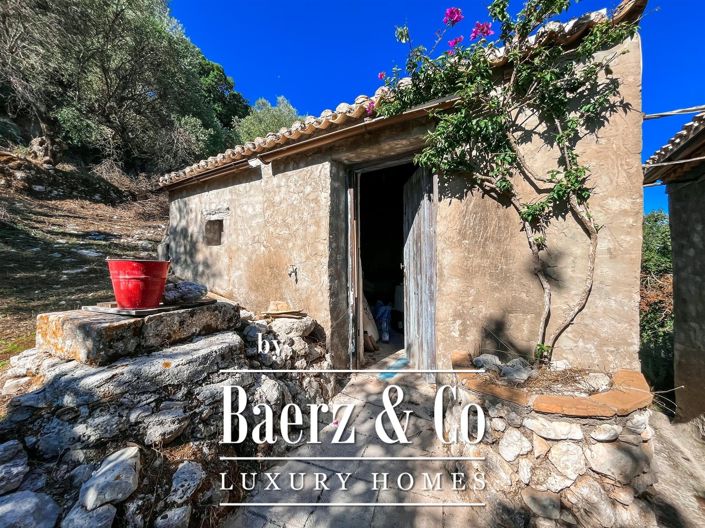 Image No.5-5 Bed Farmhouse for sale