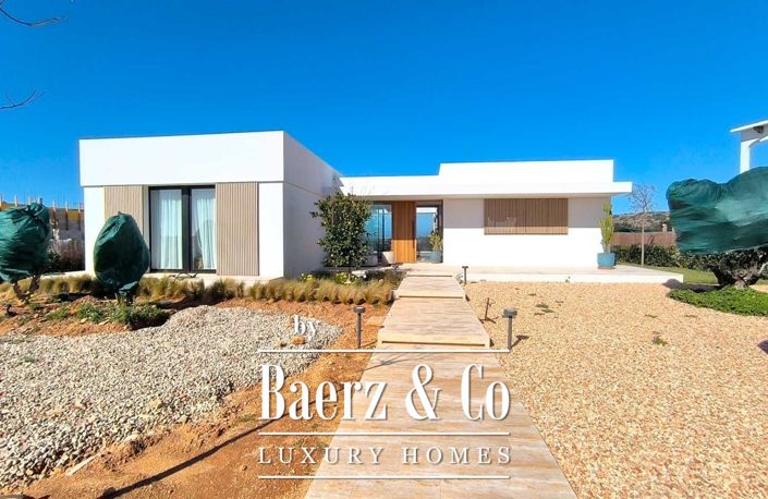 Image No.3-4 Bed Property for sale