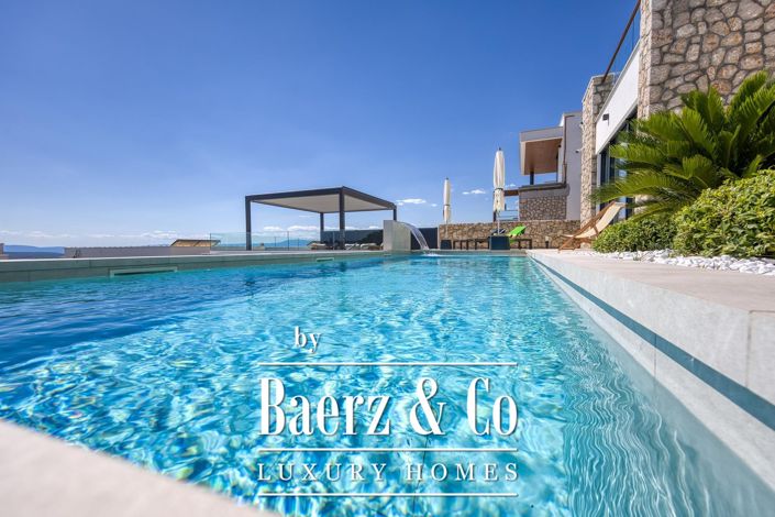 Image No.4-4 Bed Townhouse for sale