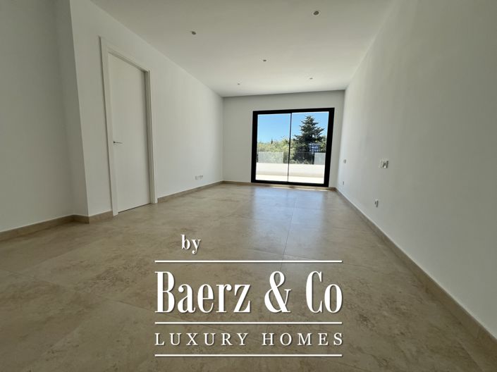 Image No.25-6 Bed Villa for sale