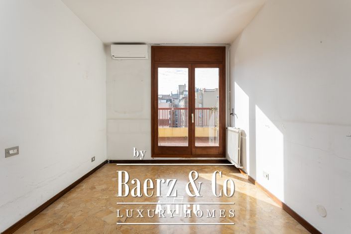 Image No.19-Propriété de 6 chambres à vendre à Barcelona
