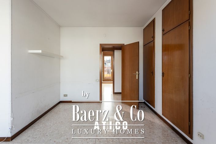 Image No.35-Propriété de 6 chambres à vendre à Barcelona