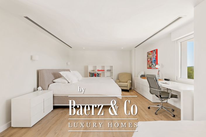 Image No.29-6 Bed Country House for sale