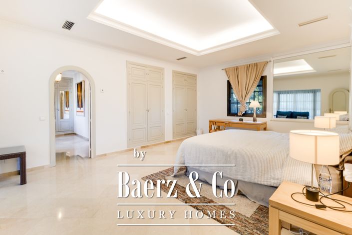 Image No.18-6 Bed Villa for sale