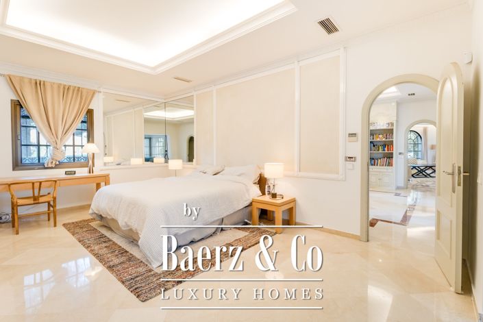 Image No.19-6 Bed Villa for sale