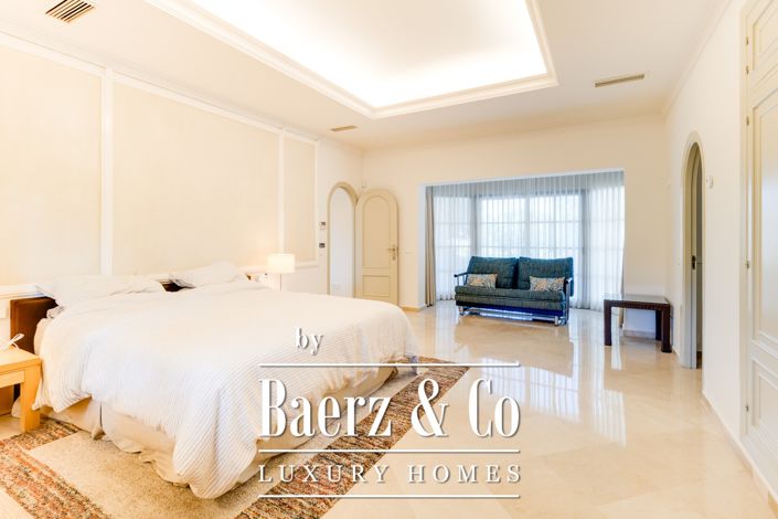 Image No.20-6 Bed Villa for sale