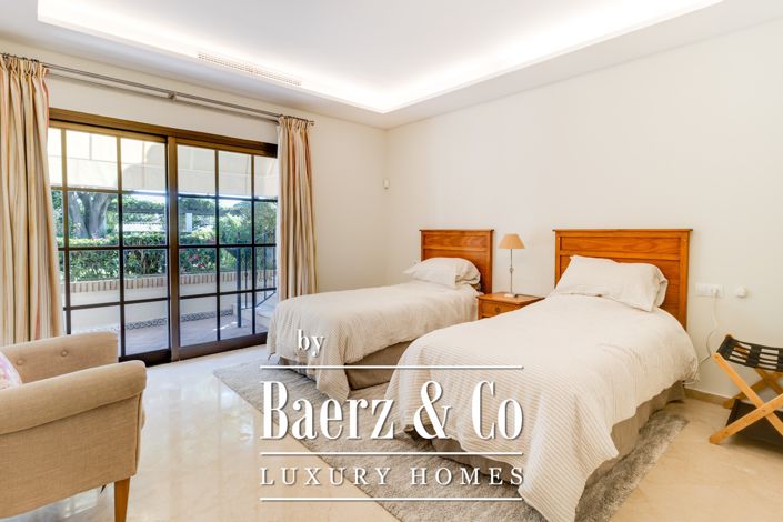 Image No.23-6 Bed Villa for sale