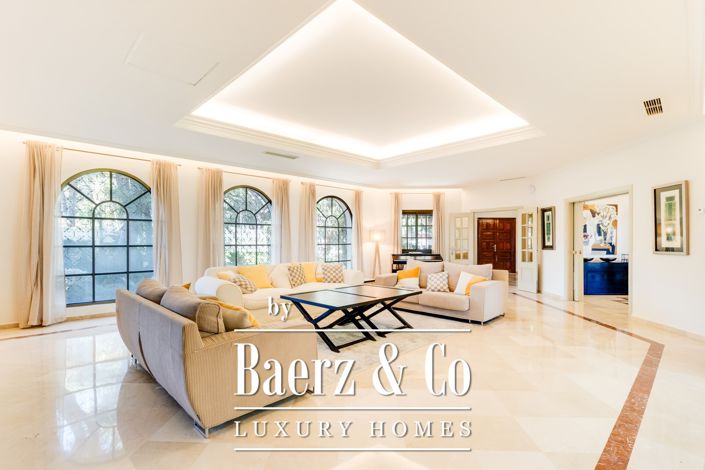 Image No.8-6 Bed Villa for sale
