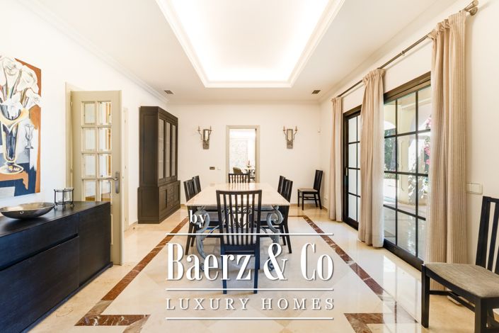 Image No.9-6 Bed Villa for sale