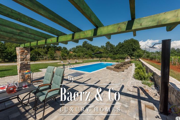 Image No.14-4 Bed Property for sale