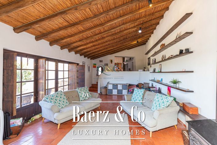 Image No.4-4 Bed Villa for sale