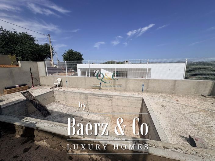 Image No.20-3 Bed Villa for sale